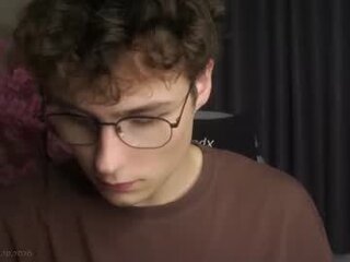 nico_theo